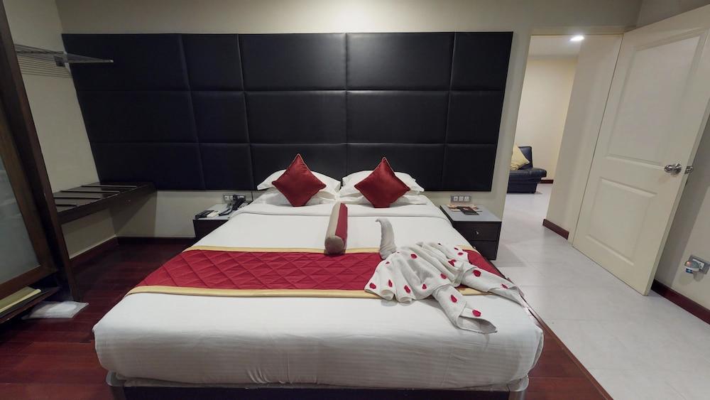 37Th Crescent Hotel Bengaluru Luaran gambar