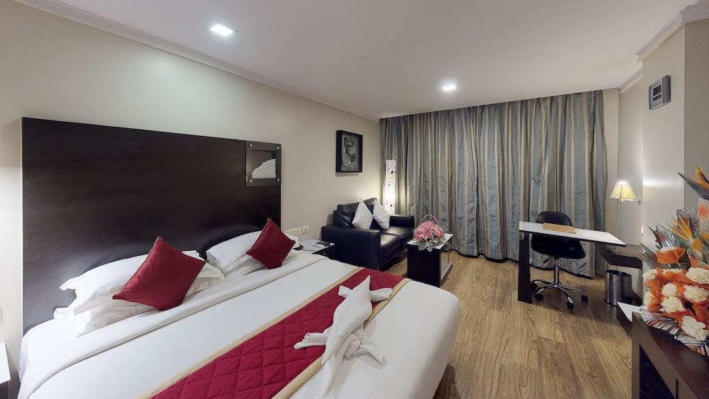 37Th Crescent Hotel Bengaluru Luaran gambar