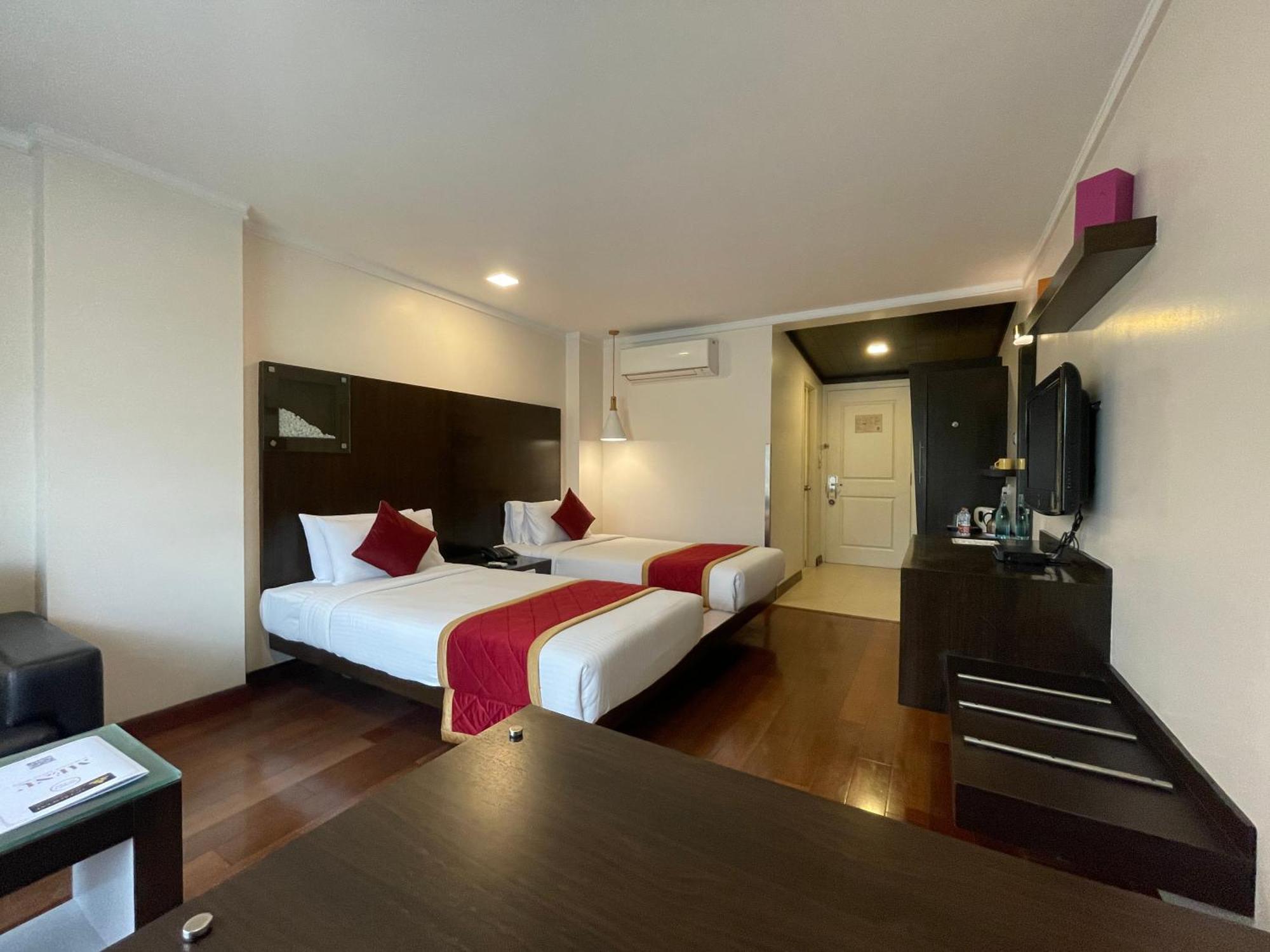 37Th Crescent Hotel Bengaluru Luaran gambar