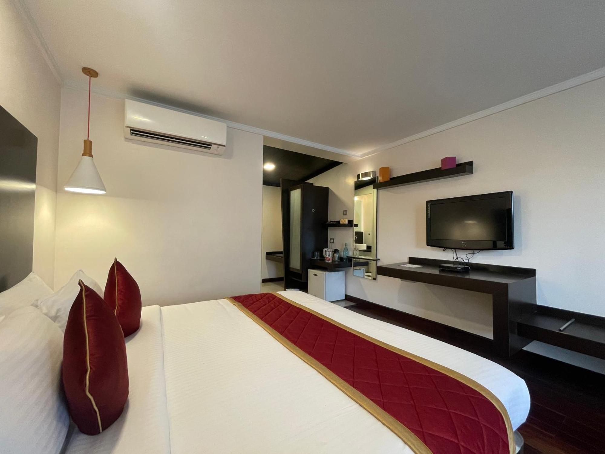 37Th Crescent Hotel Bengaluru Luaran gambar